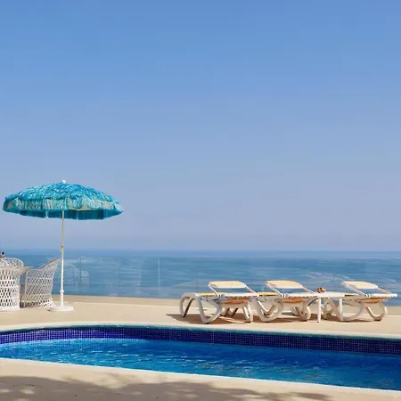 Tango Villa *